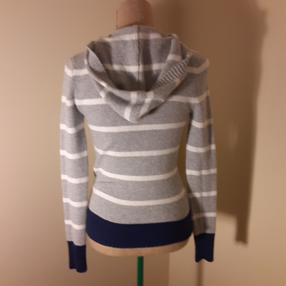 Aeropostale grey & white hooded jacket medium - Picture 7 of 7